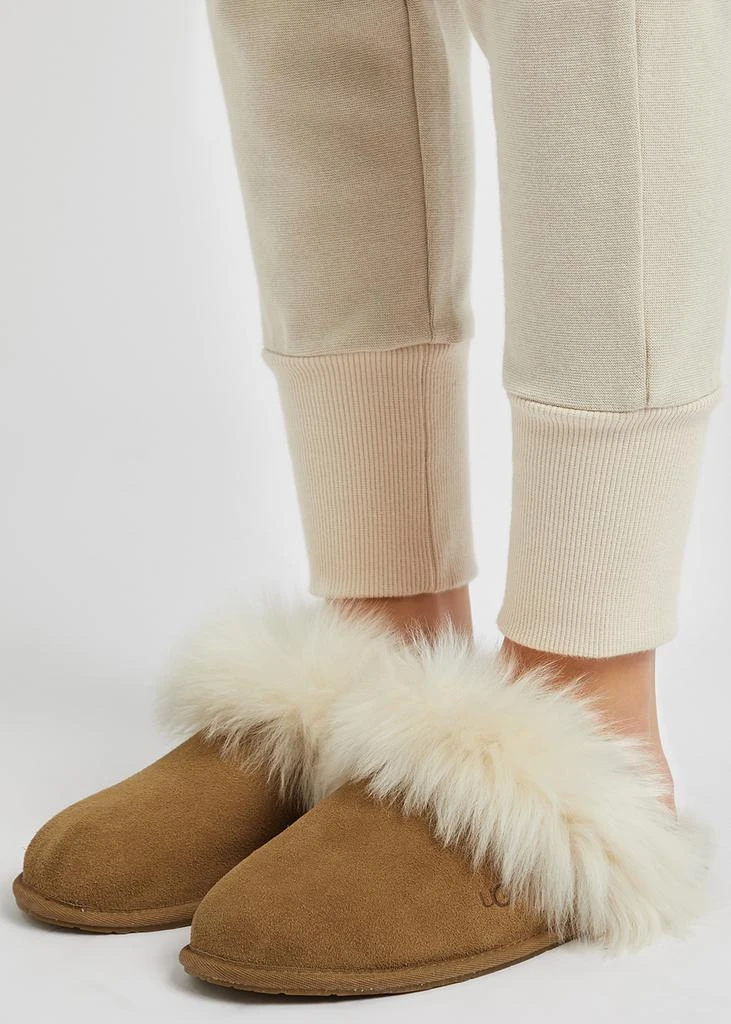 商品UGG|Scruff Sis shearling-trimmed suede slippers,价格¥882,第5张图片详细描述