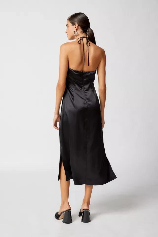 商品Urban Outfitters|UO Brittney Satin Halter Midi Dress,价格¥152,第4张图片详细描述