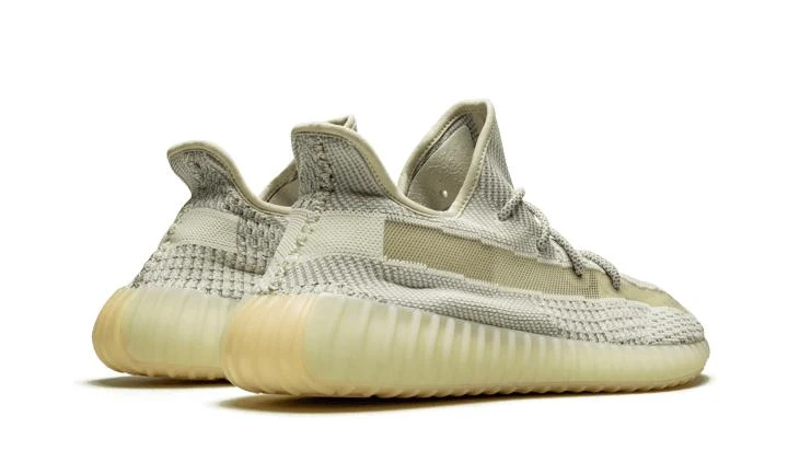 商品Adidas|男女同款 adidas Yeezy Boost 350 v2 Lundmark 芝麻 天使 美洲限定 反光 椰子,价格¥2279-¥5006,第1张图片