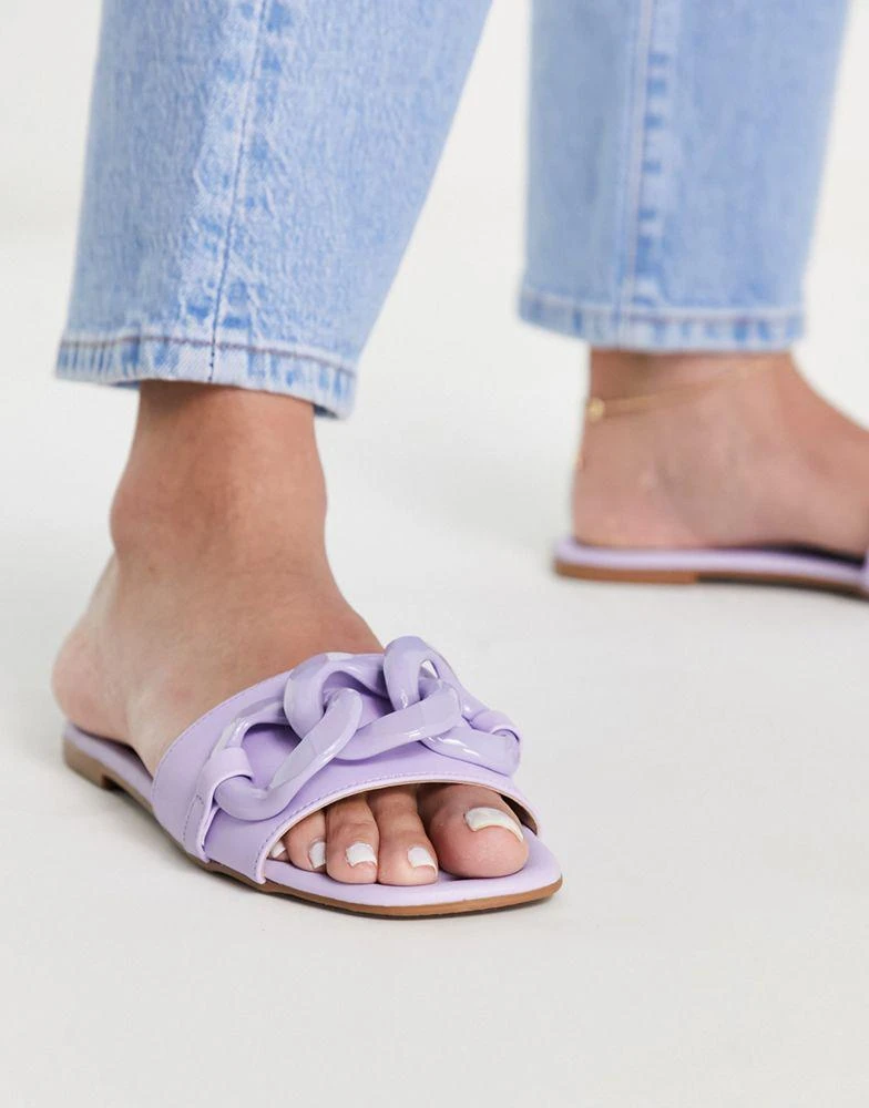 商品ASOS|ASOS DESIGN Fife flat mules with chain in lilac,价格¥107,第3张图片详细描述