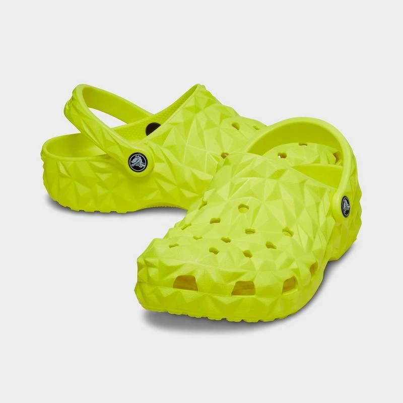 商品Crocs|Men's Crocs Classic Geometric Clog Shoes,价格¥409,第2张图片详细描述