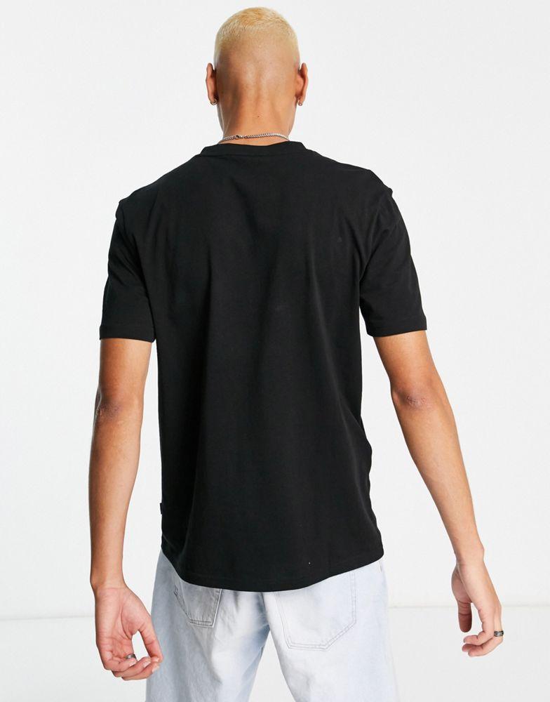 商品Hugo Boss|BOSS Casual Thinking 1 large logo t-shirt in black,价格¥332,第4张图片详细描述