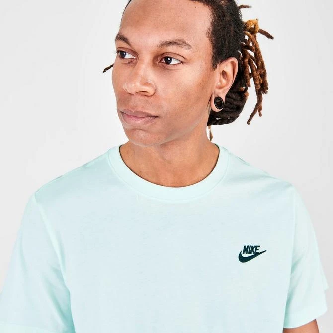 Nike Sportswear Club T-Shirt 商品