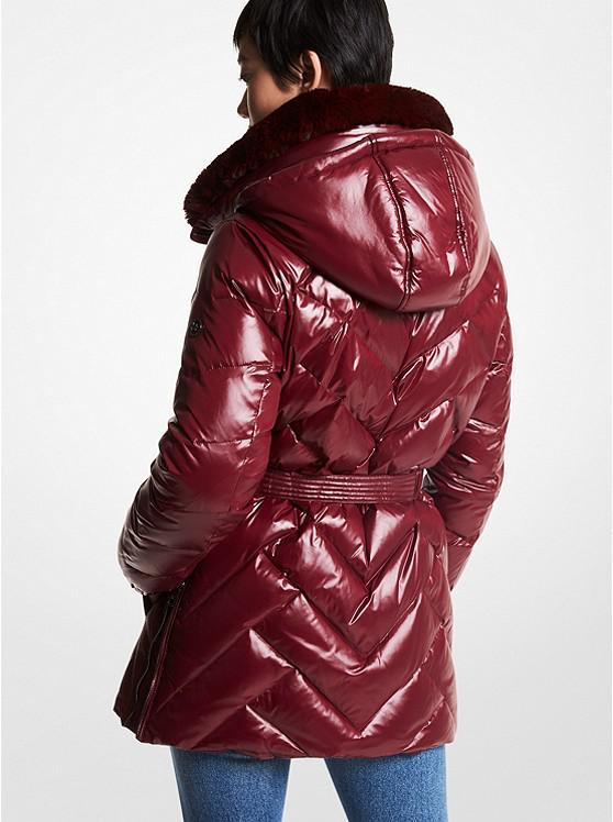 商品Michael Kors|Faux Fur Trim Chevron Quilted Nylon Belted Puffer Coat,价格¥1030-¥2573,第4张图片详细描述