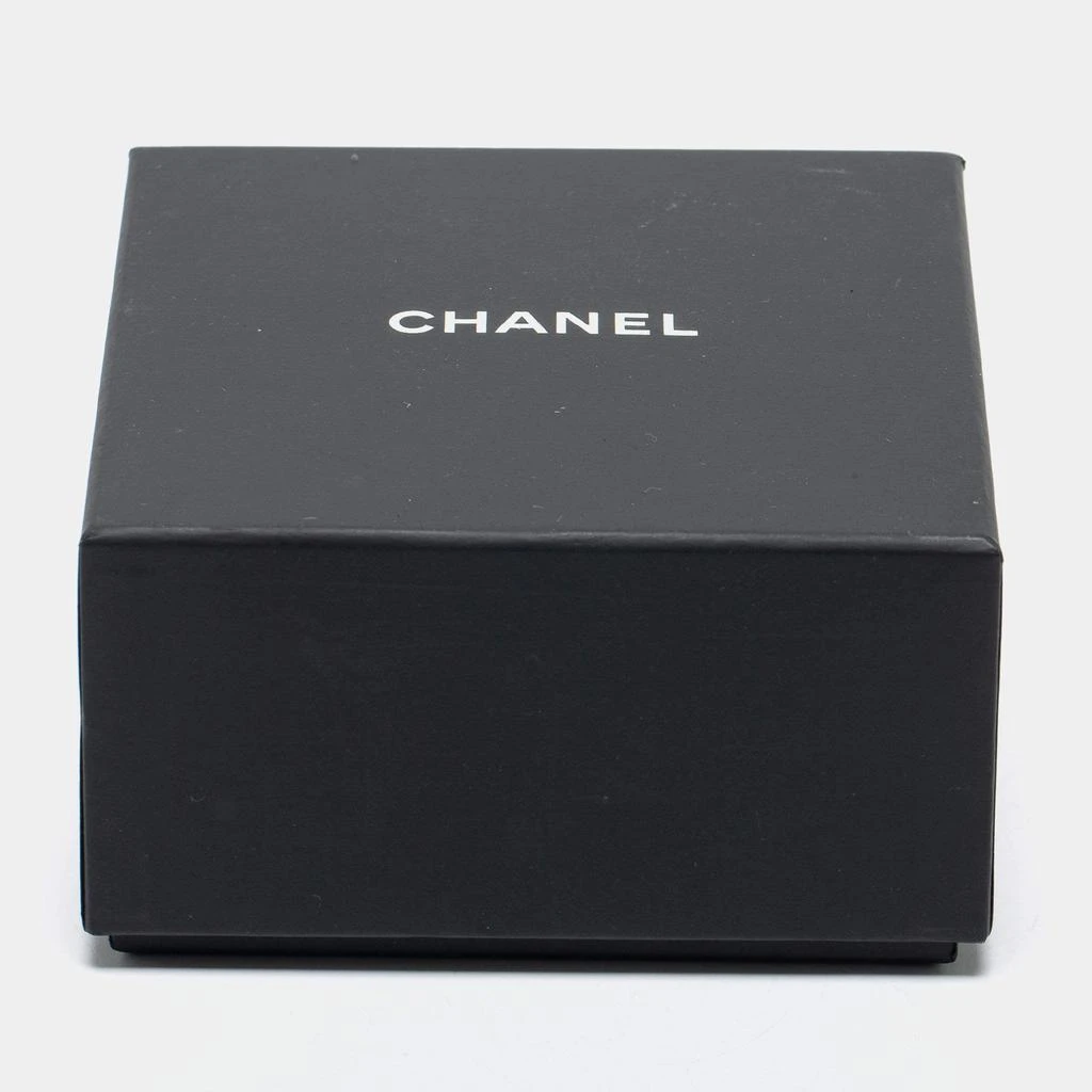 Chanel Hammered Silver Tone Enamel CC Cuff Bracelet  商品