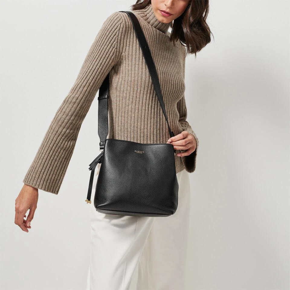 商品Radley|Radley Women's Dukes Place Compartment Cross Body Bag - Black,价格¥1407,第2张图片详细描述