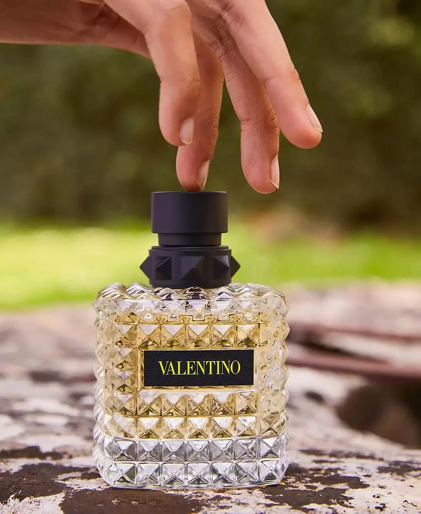 商品Valentino|Donna Born In Roma Yellow Dream Eau de Parfum Spray, 3.4-oz.,价格¥1322,第3张图片详细描述