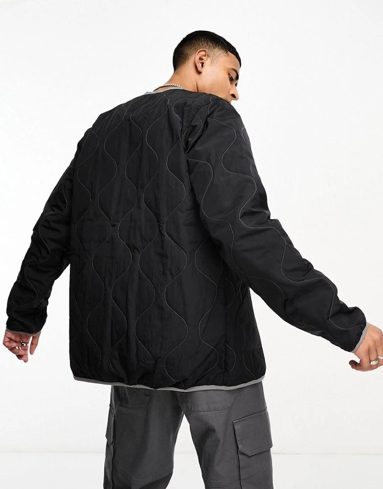 商品Columbia|Columbia Doverwood crinkle fabric quilted liner jacket in black Exclusive at ASOS,价格¥430,第2张图片详细描述