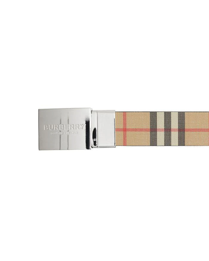 商品Burberry|Men's Reversible Plaque Buckle Vintage Check Belt,价格¥2881,第3张图片详细描述