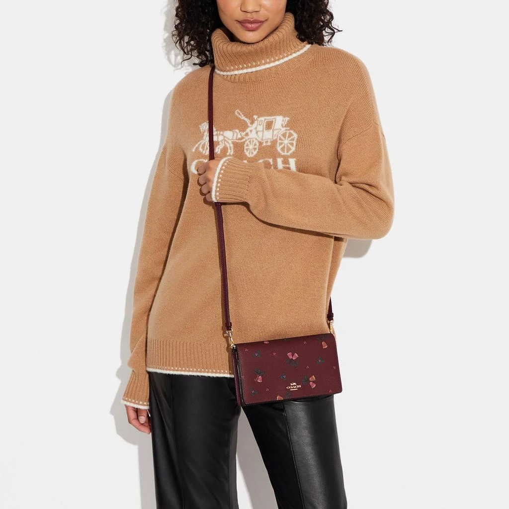 商品Coach|Coach Outlet Anna Foldover Clutch Crossbody With Holiday Bells Print,价格¥608,第3张图片详细描述