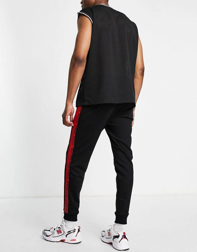 商品Hugo Boss|Hugo Darpaccio tape detail joggers in black,价格¥703,第2张图片详细描述