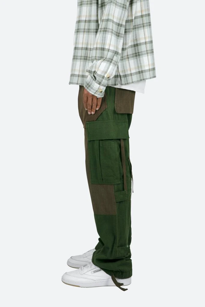 商品MNML|Paneled Cargo Pants - Olive,价格¥384,第4张图片详细描述