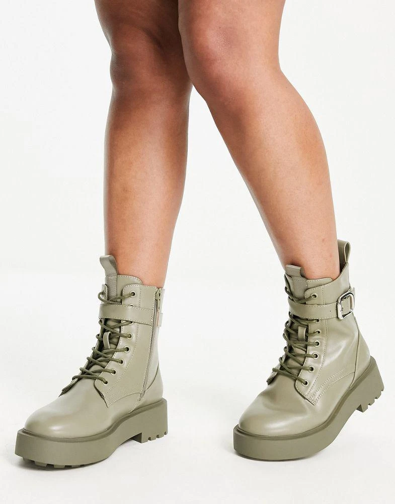 商品ASOS|ASOS DESIGN Wide Fit Alix chunky lace up ankle boots in khaki,价格¥179,第3张图片详细描述