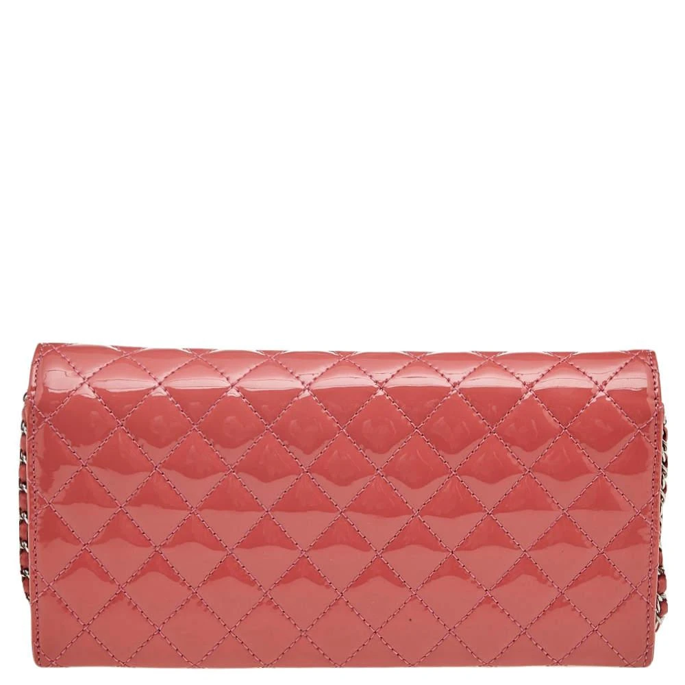 商品[二手商品] Chanel|Chanel Peach Patent Quilted Leather CC Wallet On Chain,价格¥8820,第4张图片详细描述