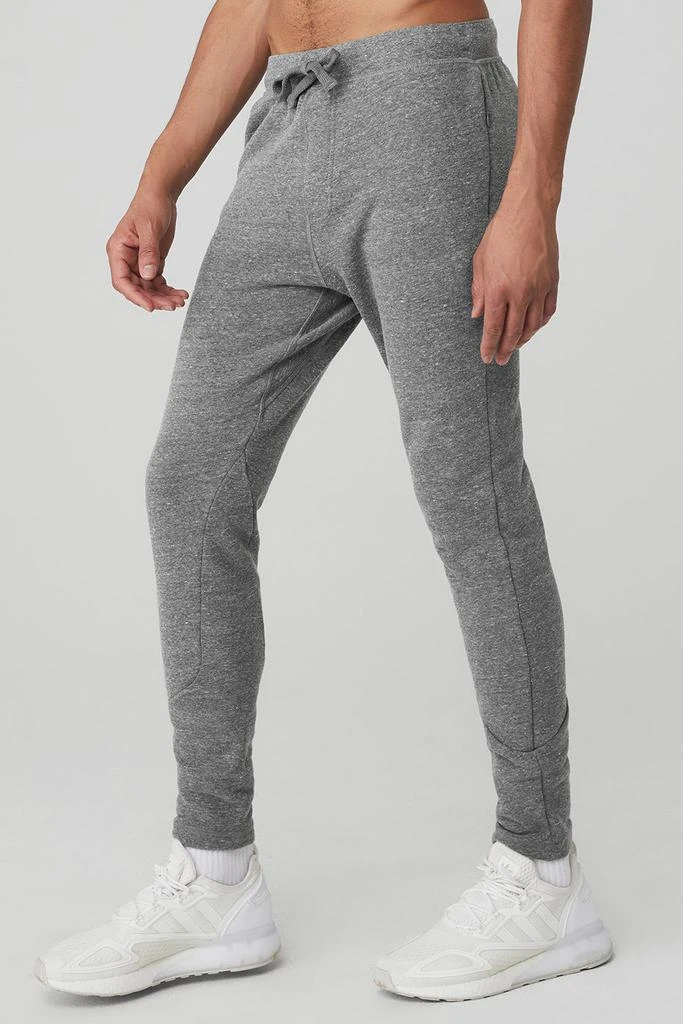 商品Alo|The Triumph Sweatpant - Grey Triblend,价格¥744,第3张图片详细描述