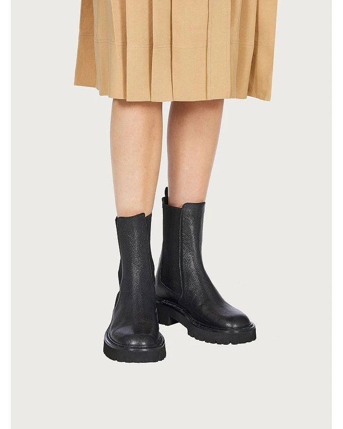 商品Salvatore Ferragamo|Women's Oderico Seven Chelsea Boots,价格¥9225,第2张图片详细描述