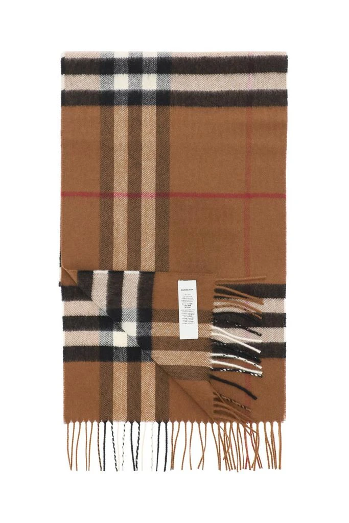 商品Burberry|Burberry The Classic Checked Scarf,价格¥2992,第2张图片详细描述