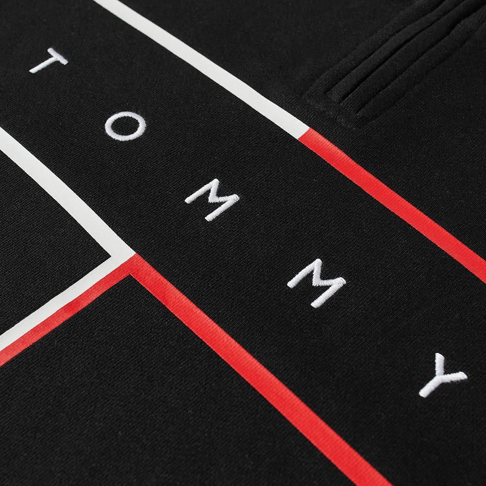 商品Tommy Hilfiger|Tommy Jeans Larger RWB Flag Half Zip Sweat,价格¥479,第4张图片详细描述