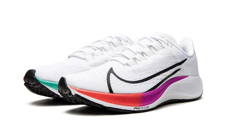 商品NIKE|Nike Air Zoom Pegasus 37,价格¥667-¥926,第3张图片详细描述