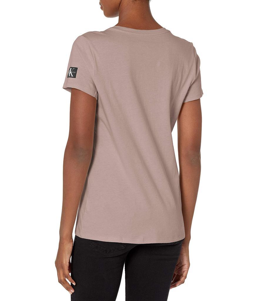 商品Calvin Klein|Women's Short Sleeve Cropped Logo T-Shirt,价格¥291,第4张图片详细描述