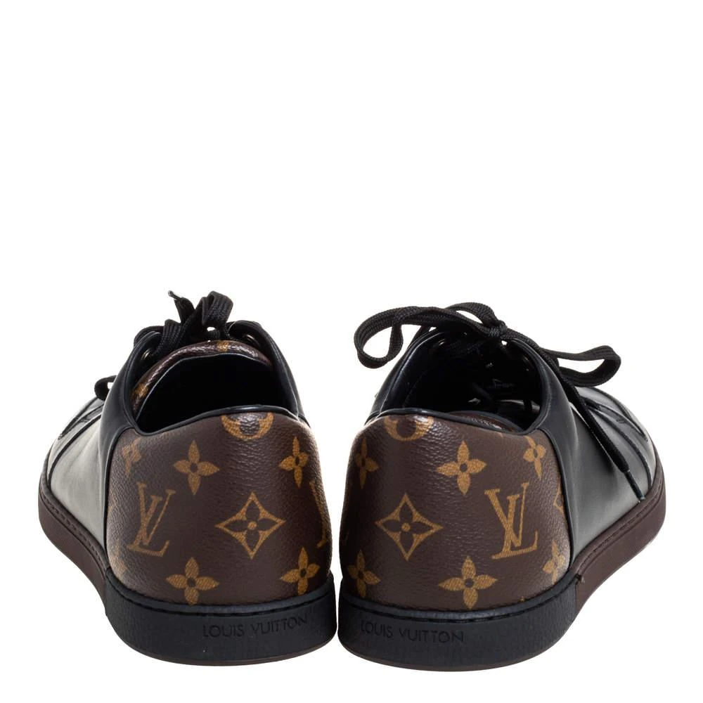 商品[二手商品] Louis Vuitton|Louis Vuitton Brown Monogram Canvas and Black Leather Low Top Sneakers Size 42,价格¥4145,第5张图片详细描述