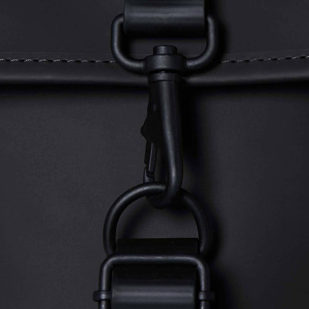 商品RAINS|Rains Bucket Backpack - Black,价格¥825,第7张图片详细描述