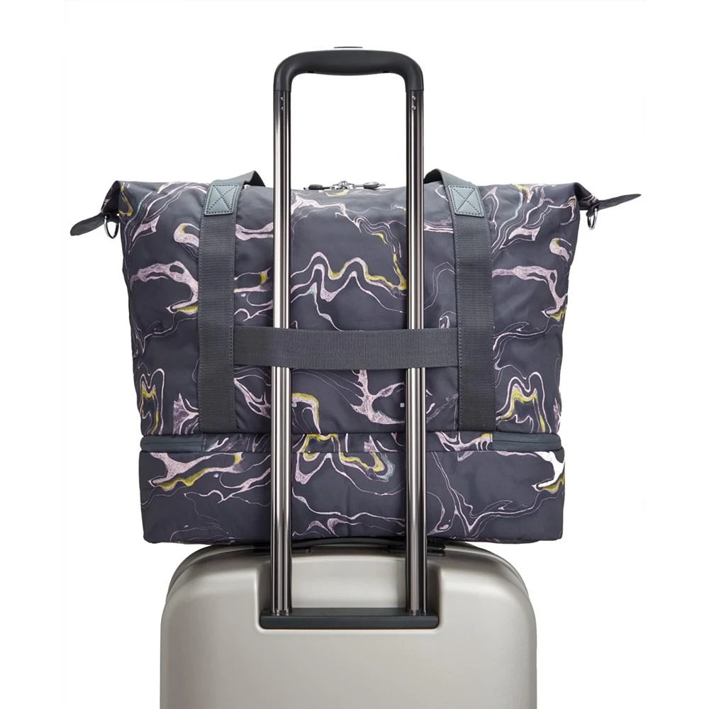 商品Kipling|Art M Weekender Tote Bag,价格¥621,第3张图片详细描述