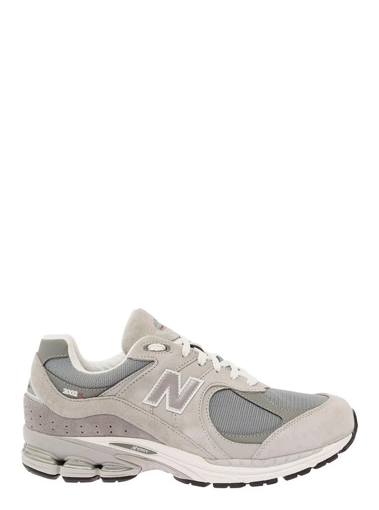 商品New Balance|2002r Grey Low Top Sneakers With Logo Patch In Suede Leather Man,价格¥1734,第1张图片