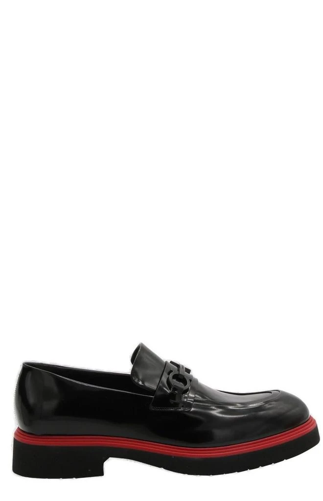 商品Salvatore Ferragamo|Salvatore Ferragamo Gancini-Ornament Slip-On Mocassins,价格¥3411,第1张图片