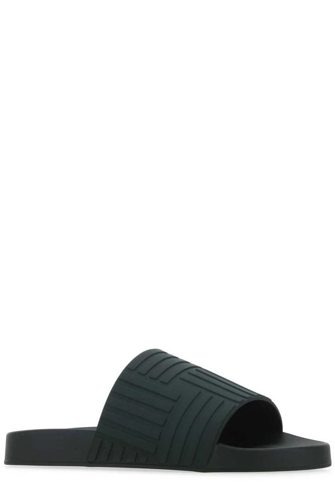 商品Bottega Veneta|Bottega Veneta Embossed Open-Toe Slides,价格¥1167,第2张图片详细描述