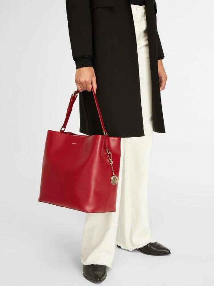 商品DKNY|Sutton Textured Leather Large Bucket Bag,价格¥1131,第2张图片详细描述