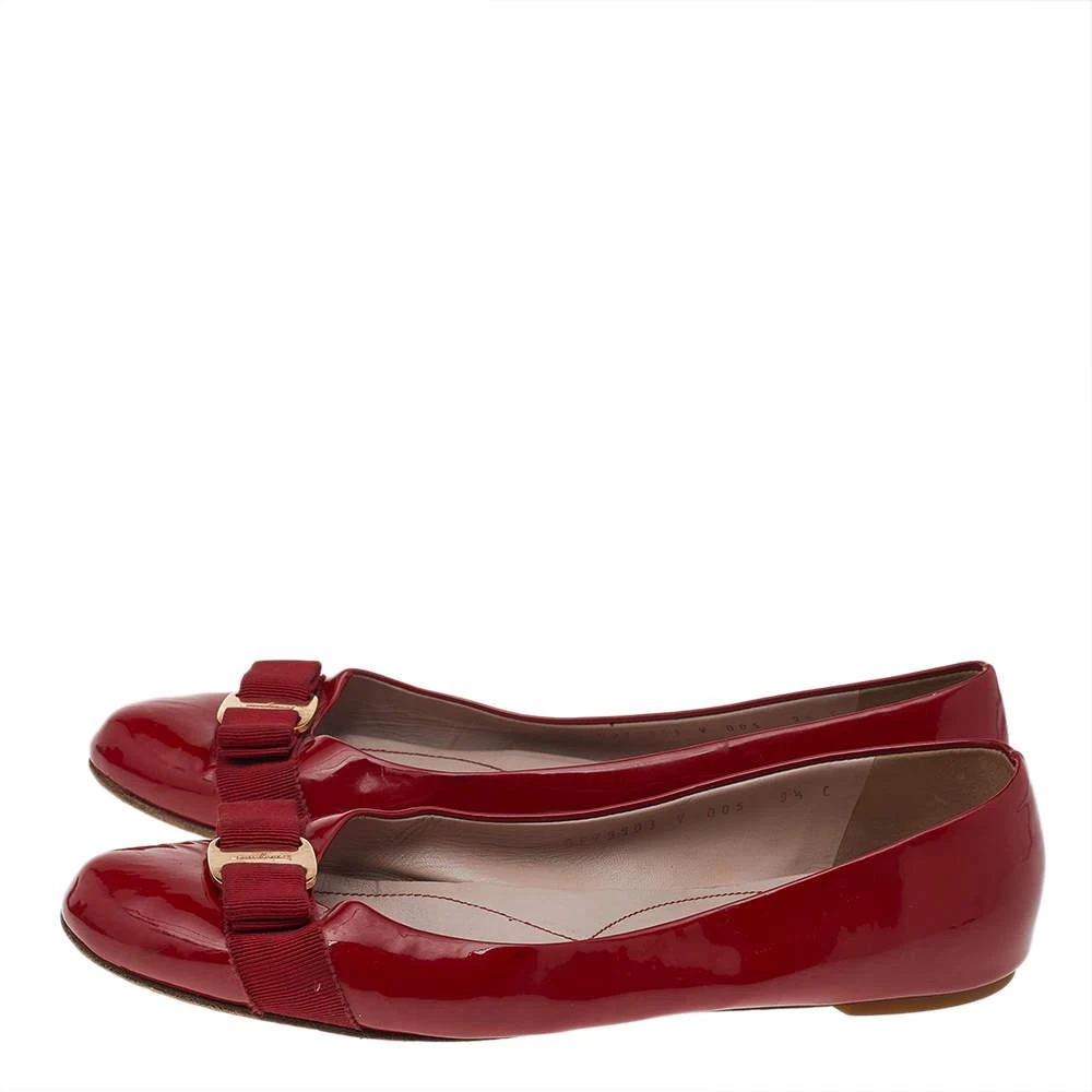 商品[二手商品] Salvatore Ferragamo|Salvatore Ferragamo Red Patent Leather Vara Bow Ballet Flats Size 40,价格¥952,第4张图片详细描述