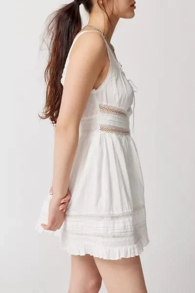 商品Urban Outfitters|UO Angelina Lace-Inset Mini Dress,价格¥153,第3张图片详细描述