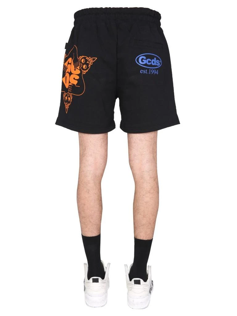 商品GCDS|GCDS Graphic Printed Drawstring Bermuda Shorts,价格¥910,第2张图片详细描述