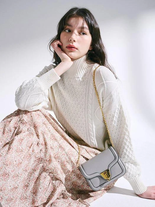 商品Coccinelle|Marvin Twist Mini Bag 3 Colors,价格¥2797,第3张图片详细描述