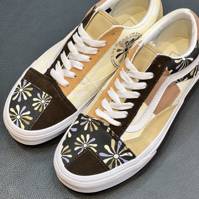 【韩国直邮|包邮包税】万斯[VANS] Ua Old Skool Patchwork # Divine # 女士鞋 # multi/true white (VN0A7Q4PAS0)商品第5张图片规格展示