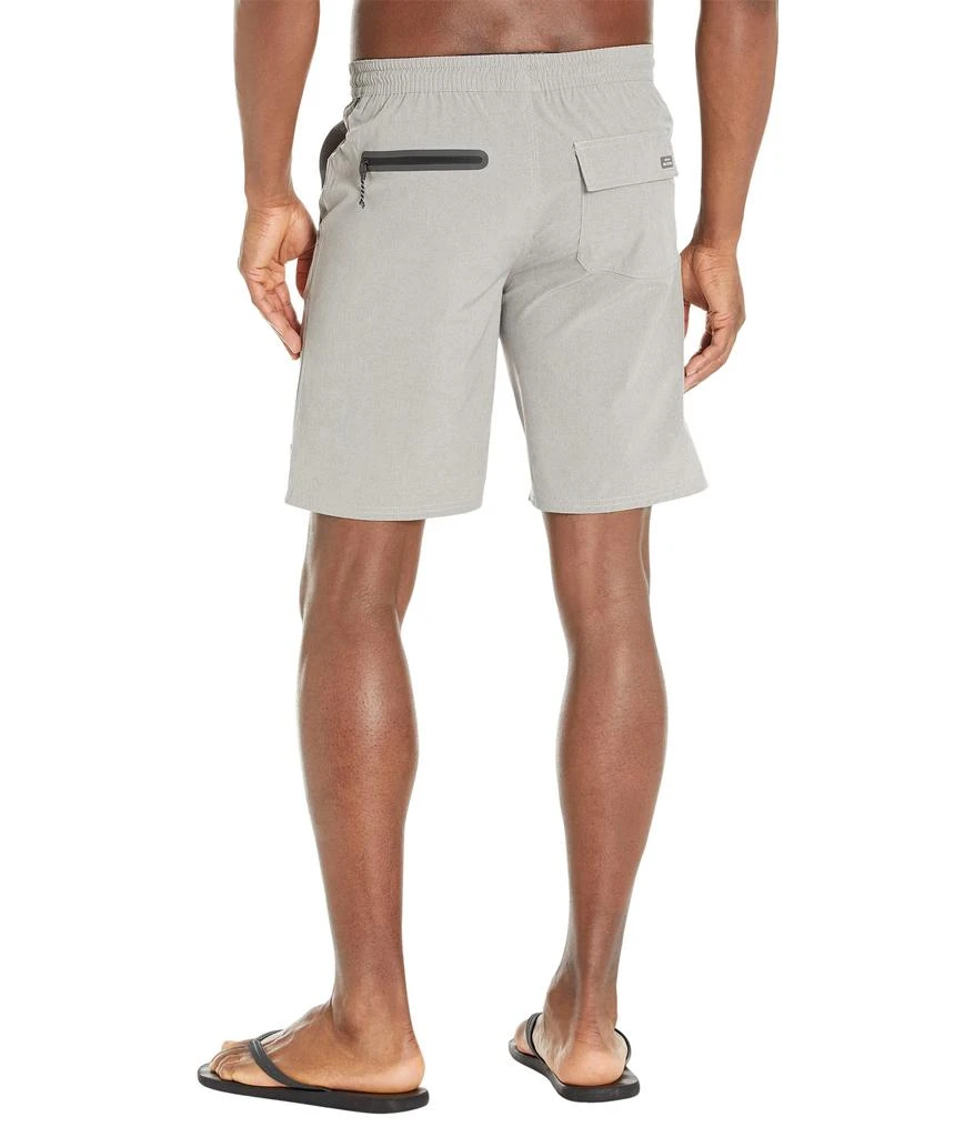 商品Quiksilver|Suva Amphibian Shorts 20",价格¥420,第2张图片详细描述