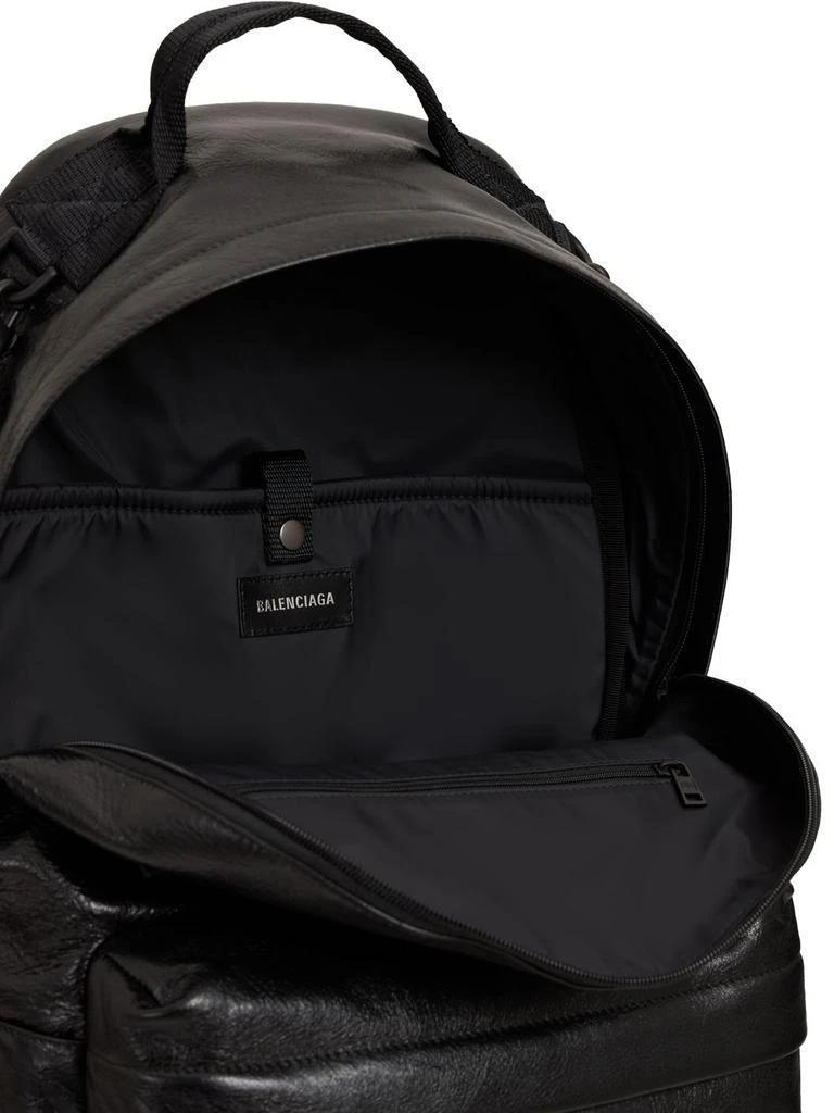 Leather Backpack W/ Crossbody Strap 商品