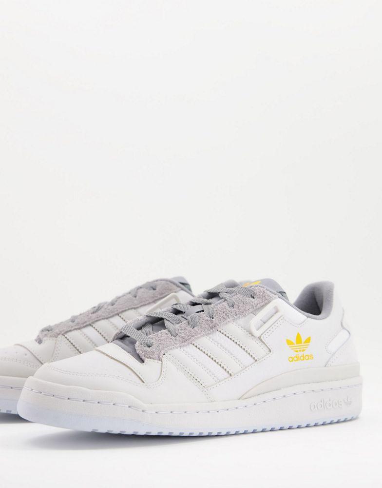 adidas Originals Forum low trainers in grey and off white商品第1张图片规格展示