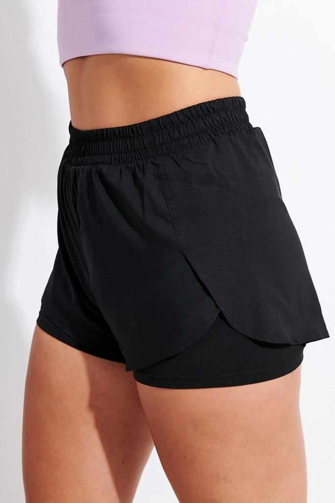 商品Girlfriend Collective|Trail Short - Black,价格¥223,第1张图片