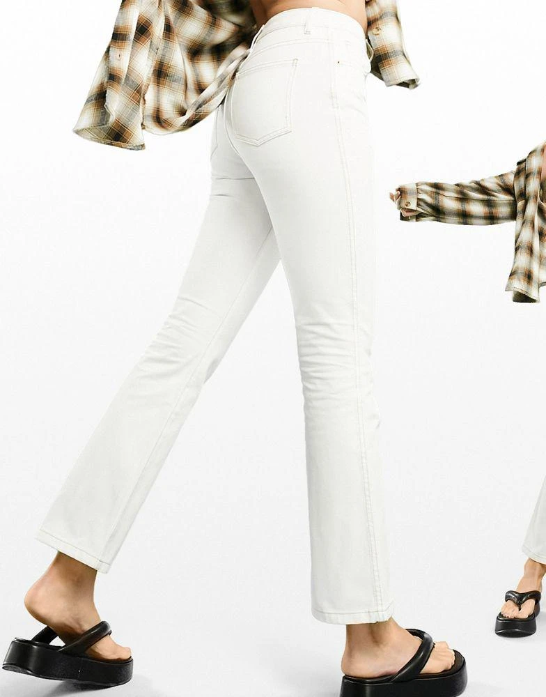 商品ASOS|ASOS DESIGN mid rise cotton blend exaggerated flare jeans in ecru - WHITE,价格¥145,第3张图片详细描述