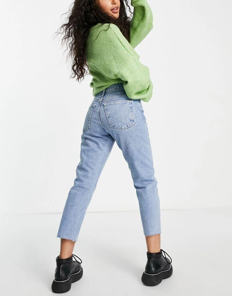 商品Topshop|Topshop Petite straight jeans with raw hem in bleach,价格¥208,第4张图片详细描述