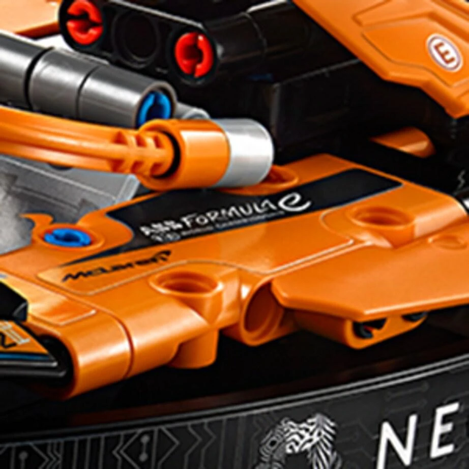 Technic NEOM McLaren Formula E Race Car Toy Set 42169 商品