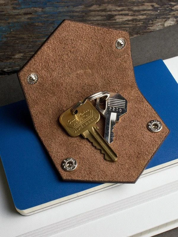 商品Kiko Leather|Leather Key Case,价格¥75,第2张图片详细描述