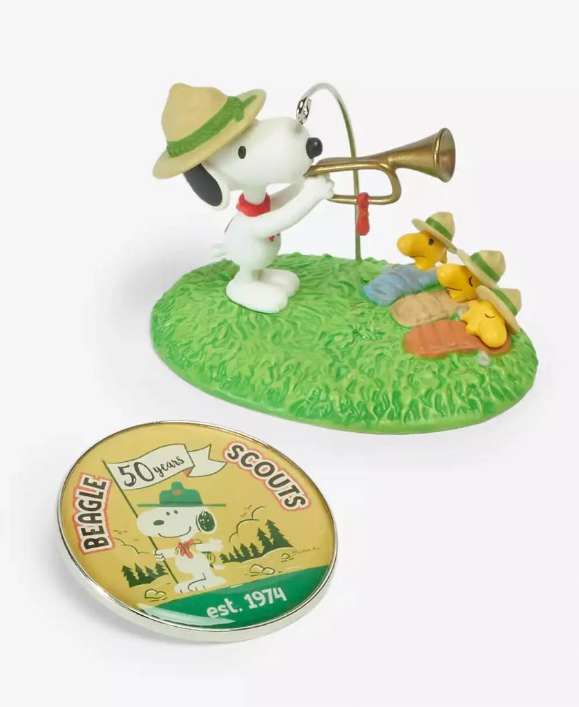 商品Hallmark|Keepsake Christmas Ornament and Pin The Peanuts Gang Beagle Scouts 50th Anniversary Rise and Shine, Set of 2,价格¥187,第1张图片