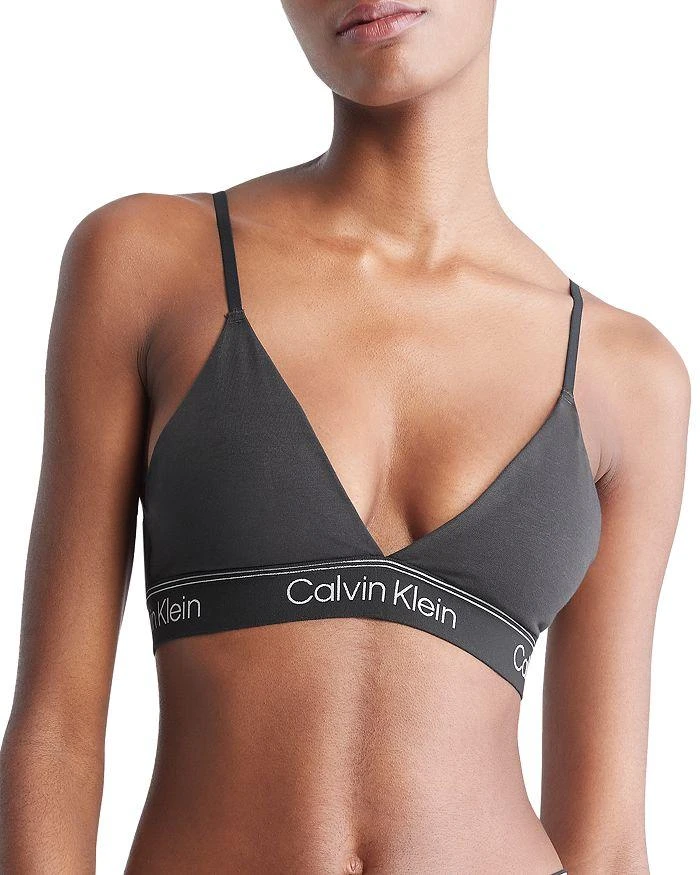 商品Calvin Klein|Athletic Lightly Lined Triangle Bra,价格¥118,第1张图片