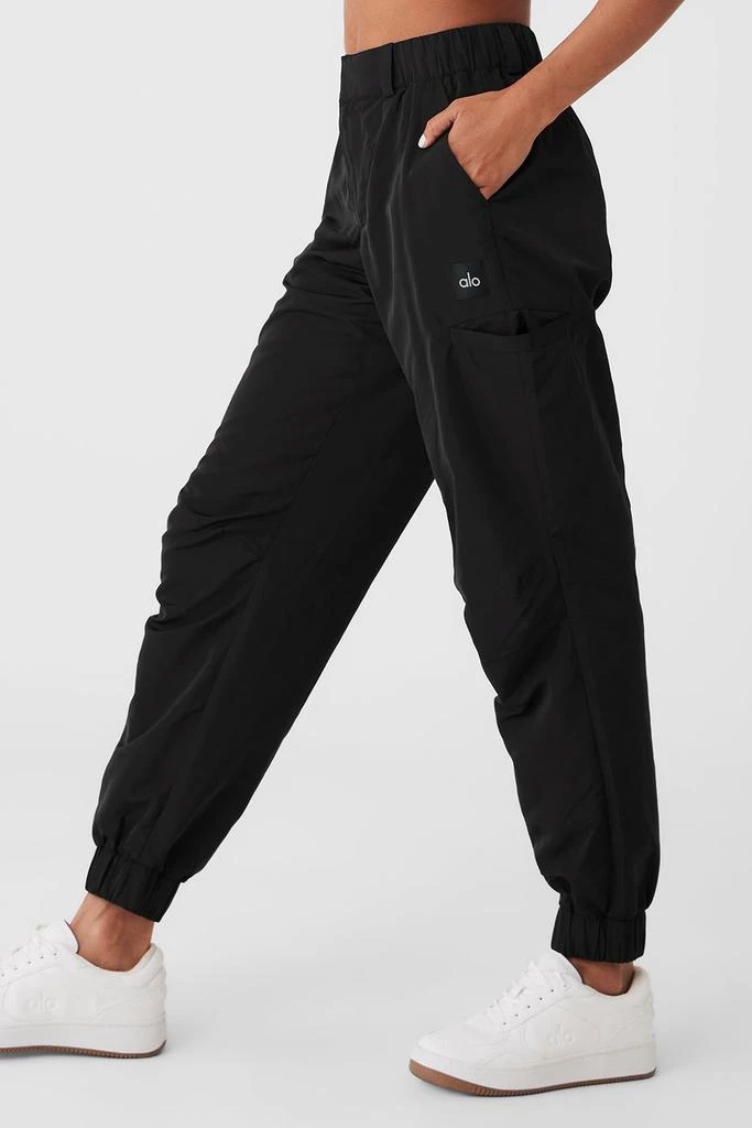 商品Alo|High-Waist Break Line Jogger - Black,价格¥672,第3张图片详细描述