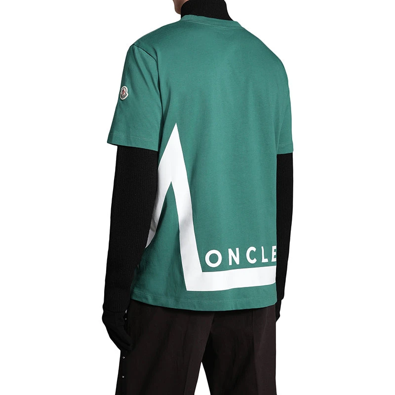 商品Moncler|【预售3-7天】Moncler/蒙克莱 22年秋冬新款 男士绿色纯棉大M图案短袖T恤H20918C000018390T865,价格¥2280,第5张图片详细描述