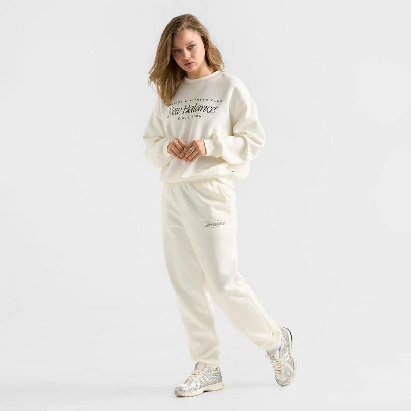 商品New Balance|Women's New Balance Logo Cuffed Jogger Pants,价格¥264,第2张图片详细描述