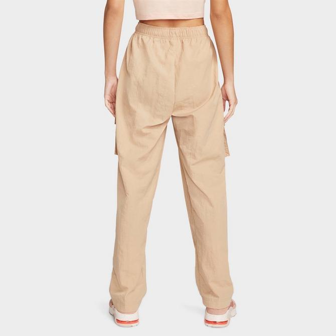 商品NIKE|Women's Nike Sportswear Essential High-Rise Woven Cargo Pants,价格¥588,第5张图片详细描述